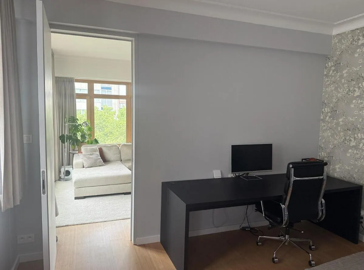 Stylish Apartment In Antuérpia